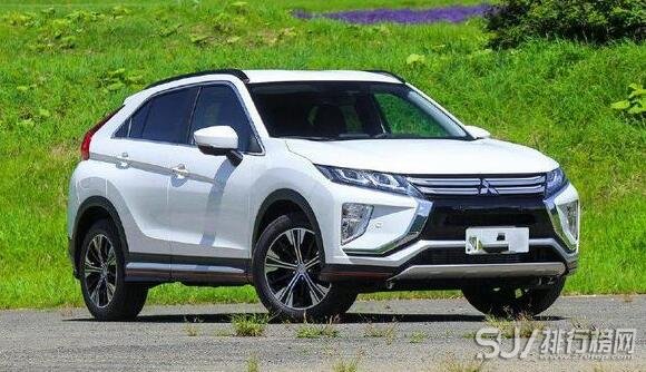 三菱suv2018年最新款，节油、耐用日系车就是这么豪华