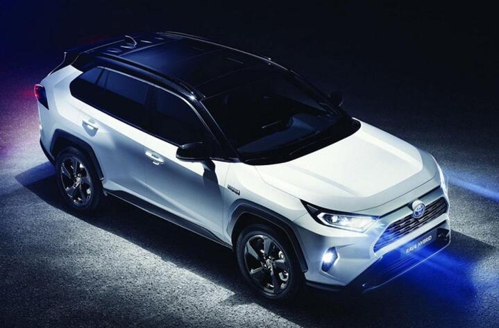 25万suv性价比最高的车 2019新款丰田RAV4荣放配置升级性价比无敌