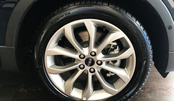 林肯mkc的轮胎型号尺寸 林肯mkc轮胎型号(245/45 r19)