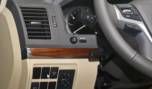 19款酷路泽胎压复位键在哪里