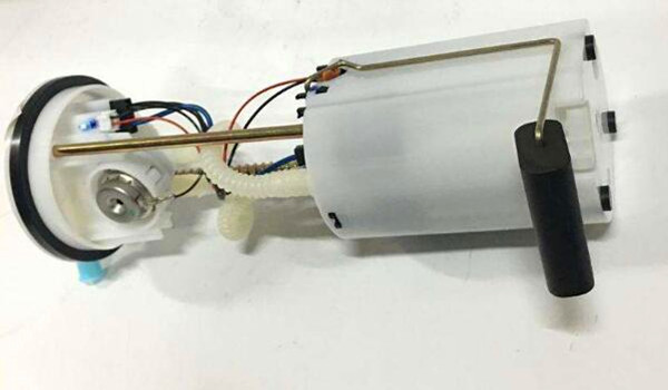 汽车突然熄火过一会就能打着