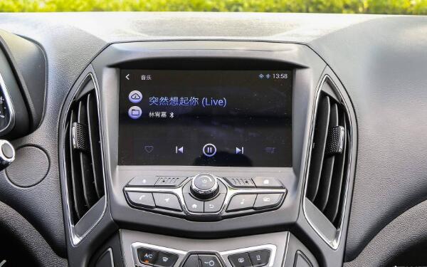 车内音乐开关是哪个键