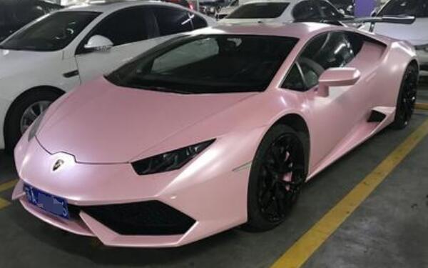 兰博基尼车牌挂哪里