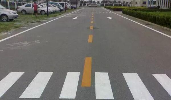 单黄实线可以掉头么