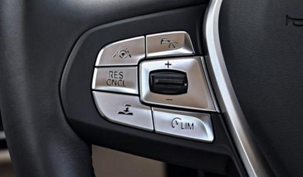 车上出现cruise怎么关