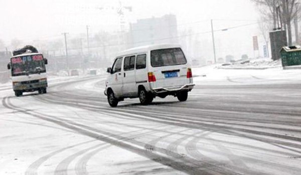 车门锁冻了弹不起来