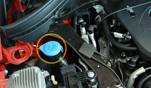 玻璃水没了的指示灯