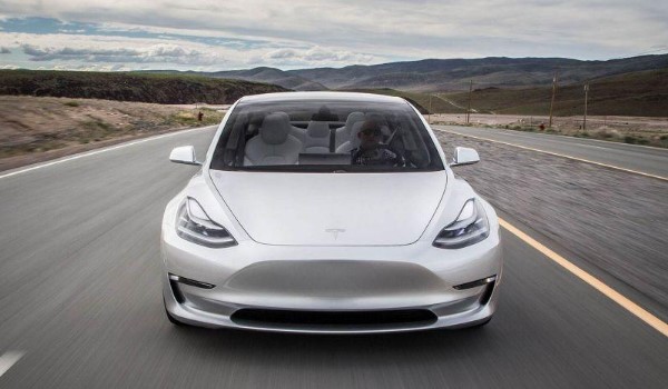 特斯拉model 3续航