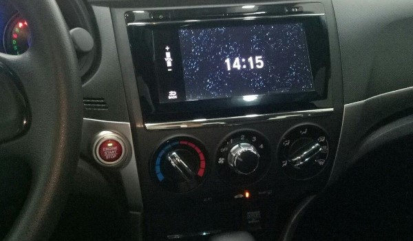 前挡风玻璃除雾风口不出风