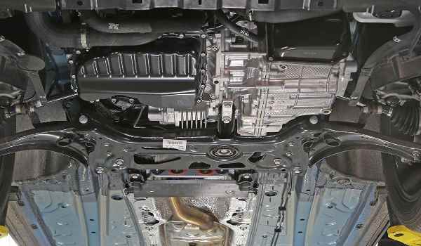 车子底盘磕了一下要不要紧